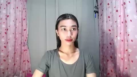 urloverjasmine_xx online show from 04-18-26, 12:20