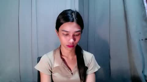 urloverjasmine_xx online show from 04-24-26, 01:24