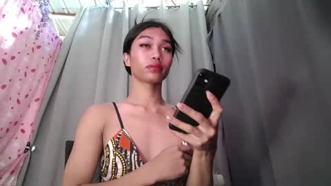Snapshot of urloverjasmine_xx chatting on 05-06-26, 11:54 urloverjasmine_xx online show from 05-06-26, 11:54