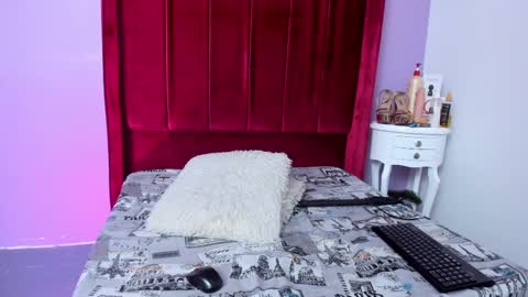 Love online show from 03-10-25, 03:56