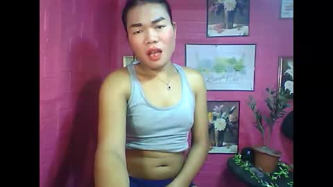 Snapshot of urluckyfuck123 chatting on 10-20-25, 12:11 Jasmin online show from 10-20-25, 12:11