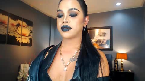 UrMajestyTyra online show from 03-04-25, 06:47