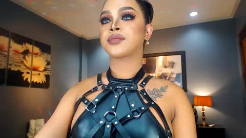 UrMajestyTyra online show from 03-11-25, 02:21