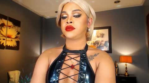 UrMajestyTyra online show from 02-03-26, 06:22