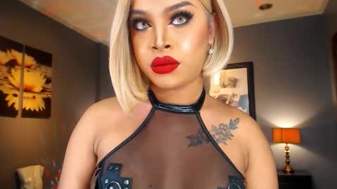 UrMajestyTyra online show from 02-21-26, 02:45