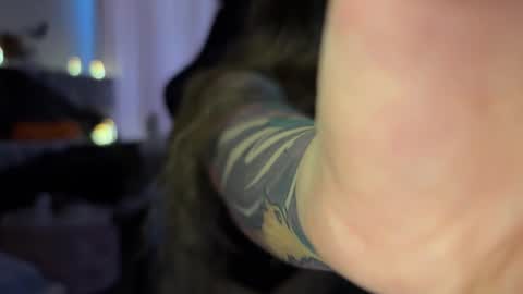 urmissalice online show from 10-27-25, 07:45