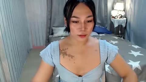 Snapshot of urnaughty_trishaxx chatting on 10-07-25, 10:56 trisha online show from 10-07-25, 10:56