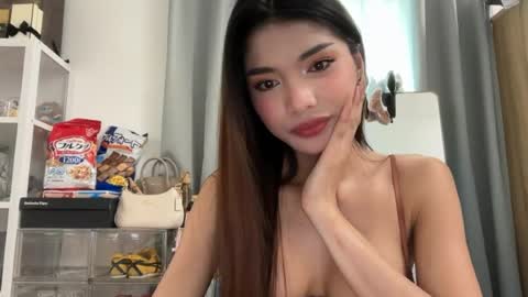 urnaughtyasianprincessjam online show from 06-12-26, 05:39