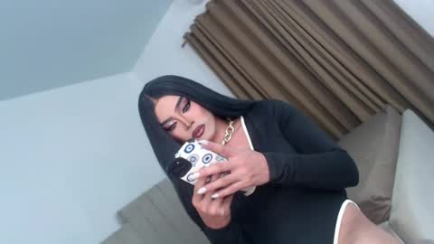 Snapshot of urnauthy_ciliaxxx chatting on 07-17-26, 04:12 cecilia online show from 07-17-26, 04:12