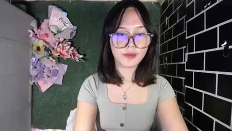 Pia online show from 10-06-25, 02:20