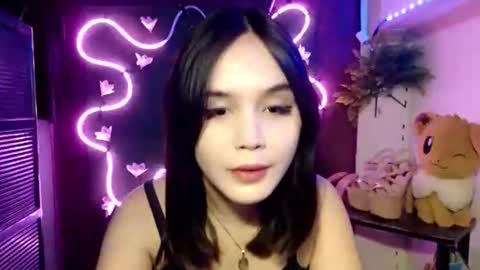 Pia online show from 11-09-25, 09:46