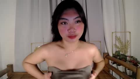 urpinay_sandra69 online show from 04-28-26, 08:52