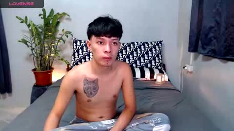 Mel online show from 11-20-25, 04:40