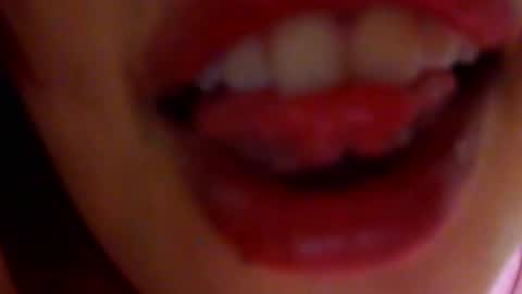 Snapshot of urposesion chatting on 09-27-25, 03:00 Aniie online show from 09-27-25, 03:00