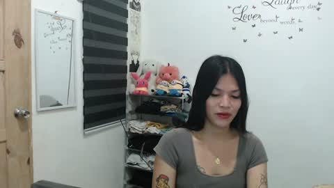 hi im kim online show from 12-29-24, 12:34