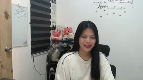 hi im kim online show from 01-07-25, 01:28