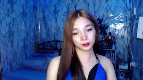 Snapshot of ursexytrans_cum chatting on 12-28-24, 06:29 Yhana online show from 12-28-24, 06:29