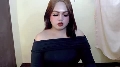 maxie online show from 04-28-26, 07:13