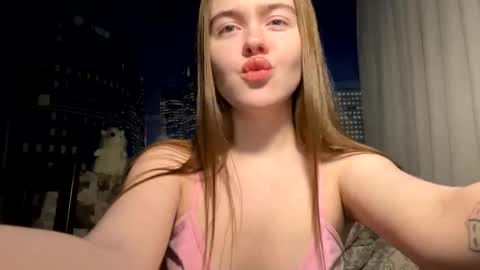 Snapshot of ursoulandheart chatting on 02-28-25, 09:44 Hannah online show from 02-28-25, 09:44