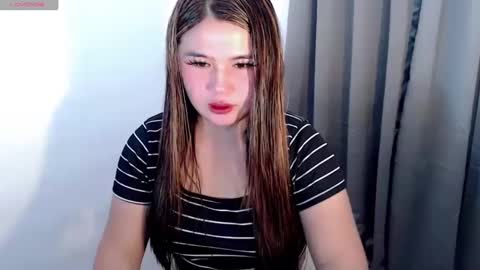 Snapshot of ursweet_ashley chatting on 01-10-25, 09:44 online show from 01-10-25, 09:44