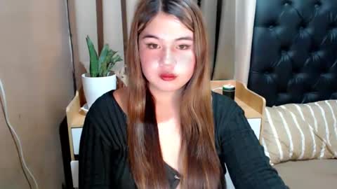 Snapshot of ursweet_ashley chatting on 02-01-25, 02:02 online show from 02-01-25, 02:02