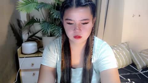 Snapshot of ursweet_ashley chatting on 03-08-25, 12:20 online show from 03-08-25, 12:20