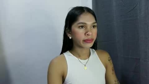 ursweet_zeviixx online show from 02-13-26, 10:33