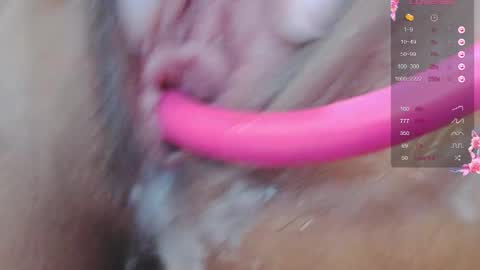 Snapshot of ursweetclassygirl chatting on 01-14-25, 11:48 Ursweetclassygirl online show from 01-14-25, 11:48