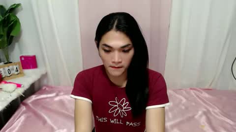 Snapshot of ursweetsofia04 chatting on 12-05-25, 01:03 Sofia online show from 12-05-25, 01:03