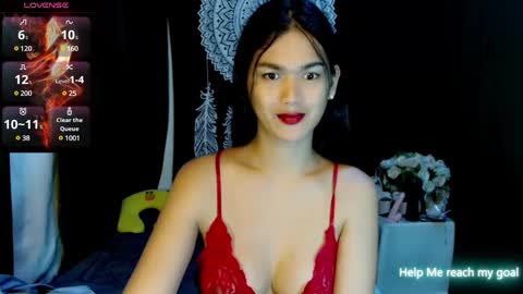 Snapshot of urthai_hotfilipinax chatting on 12-31-24, 11:06 angel online show from 12-31-24, 11:06