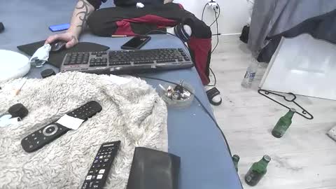 Snapshot of use4pleasure chatting on 01-19-25, 04:22 BamBam online show from 01-19-25, 04:22