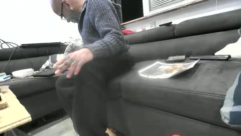 Snapshot of use4pleasure chatting on 01-18-26, 01:09 BamBam online show from 01-18-26, 01:09