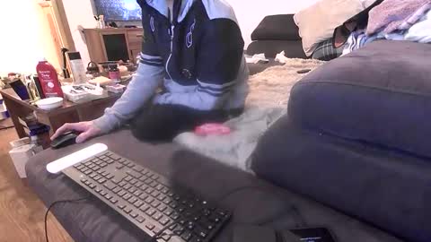 Snapshot of use4pleasure chatting on 02-14-26, 10:39 BamBam online show from 02-14-26, 10:39