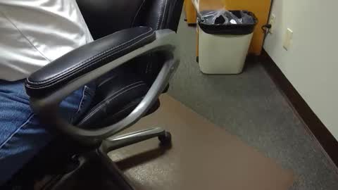 useemie online show from 10-20-25, 11:16