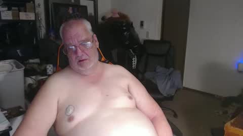 Eric online show from 04-25-26, 02:03