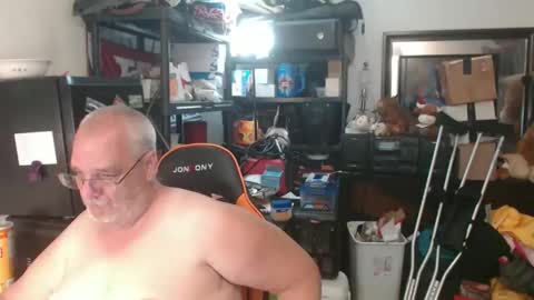 Eric online show from 05-24-26, 02:38