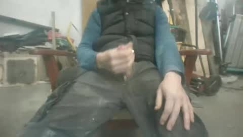 usr0369 online show from 10-18-25, 04:19