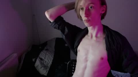 Snapshot of usuck364662 chatting on 12-31-24, 10:26 Excuse me online show from 12-31-24, 10:26