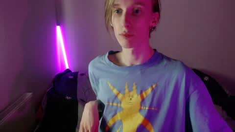 Snapshot of usuck364662 chatting on 01-03-25, 02:51 Excuse me online show from 01-03-25, 02:51