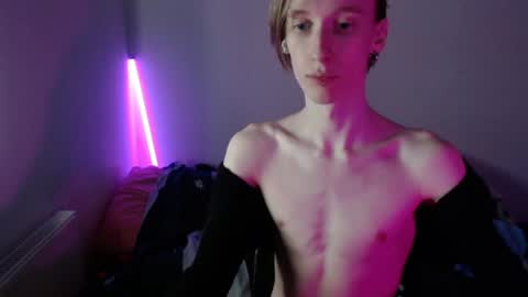 Snapshot of usuck364662 chatting on 01-04-25, 07:03 Excuse me online show from 01-04-25, 07:03