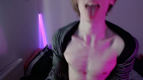 Snapshot of usuck364662 chatting on 01-11-25, 10:29 Excuse me online show from 01-11-25, 10:29