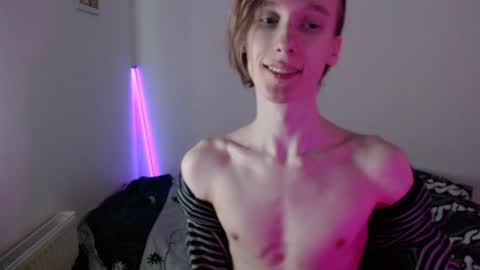 Snapshot of usuck364662 chatting on 01-18-25, 03:20 Excuse me online show from 01-18-25, 03:20