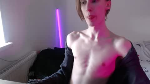 Snapshot of usuck364662 chatting on 02-11-25, 06:30 Excuse me online show from 02-11-25, 06:30