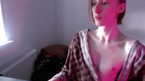 Snapshot of usuck364662 chatting on 03-04-25, 07:51 Excuse me online show from 03-04-25, 07:51