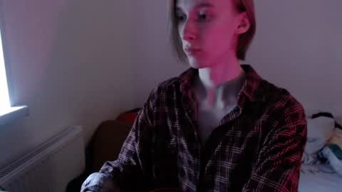 Snapshot of usuck364662 chatting on 03-08-25, 04:01 Excuse me online show from 03-08-25, 04:01