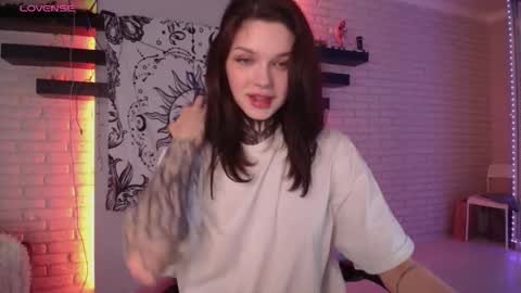 Eva online show from 01-31-25, 12:29