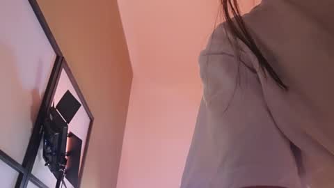 vivi online show from 01-14-25, 10:55