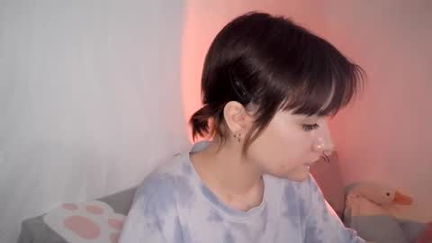 Snapshot of uwujudyosas chatting on 03-12-26, 09:48 Judy online show from 03-12-26, 09:48