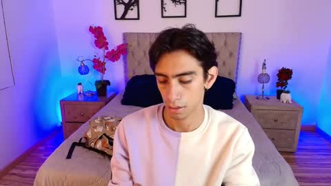 UYUKIE online show from 10-15-25, 11:54