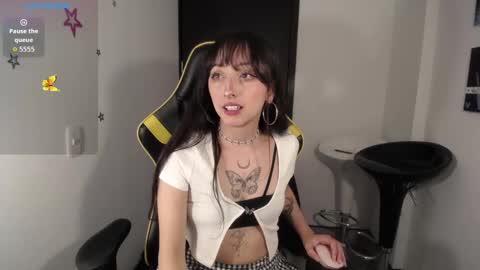 v1cky_ online show from 10-12-25, 11:15